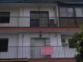 Piso en lucena situado en avda de santa teresa, con 95 m² aprox, distribuidos en salón independiente, tr ... Piso en lucena situado en avda de santa teresa, con 95 m² aprox, distribuidos en salón independiente, tr ...