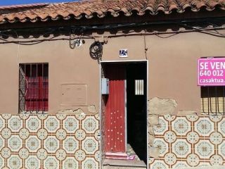 Vivienda de excelente situación, a escasos metros de la plaza santa barbara. consta de 3 dormitorios, salón, c ... Vivienda de excelente situación, a escasos metros de la plaza santa barbara. consta de 3 dormitorios, salón, c ...