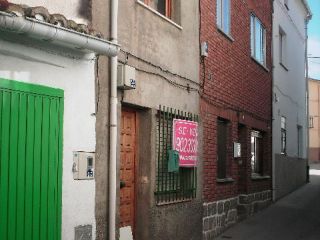 Vivienda independiente, sin ningun tipo de comunidad. tiene una amplia terraza en el tejado. soleada y situada ... Vivienda independiente, sin ningun tipo de comunidad. tiene una amplia terraza en el tejado. soleada y situada ...