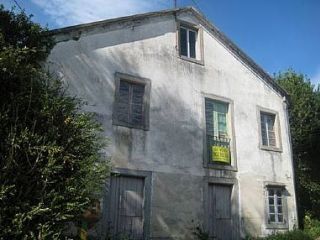 Vivienda unifamiliar, para rehabilitar con 600 metros de terreno. situada en la zona rural a 25 km de ferrol. Vivienda unifamiliar, para rehabilitar con 600 metros de terreno. situada en la zona rural a 25 km de ferrol.