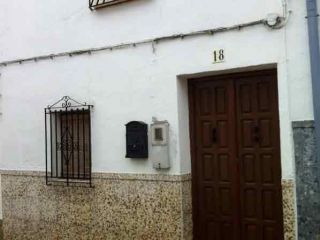 Vivienda unifamiliar adosada, exterior, amplia y luminosa para reformar. se encuentra ubicada en el centro del ... Vivienda unifamiliar adosada, exterior, amplia y luminosa para reformar. se encuentra ubicada en el centro del ...
