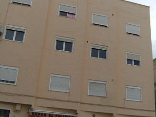 Vivienda muy luminosa con vistas al pueblo en zona tranquila y facilidades de aparcamiento. a menos de 200 met ... Vivienda muy luminosa con vistas al pueblo en zona tranquila y facilidades de aparcamiento. a menos de 200 met ...