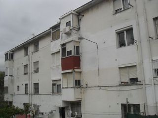 Estupenda vivienda para reformar en la zona exterior de la piñera. de fácil acceso por la autovía y con todos ... Estupenda vivienda para reformar en la zona exterior de la piñera. de fácil acceso por la autovía y con todos ...