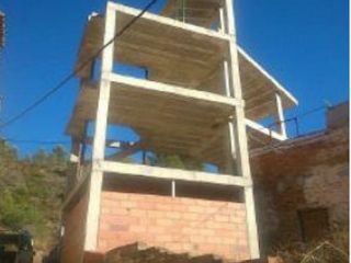 Obra Parada en Tivenys Obra Parada en Tivenys