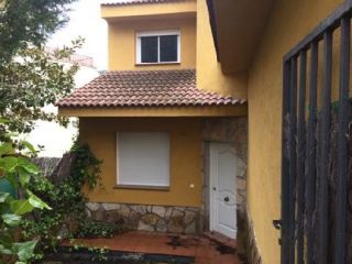 Chalet adosado en Santa María Del Tiétar Chalet adosado en Santa María Del Tiétar