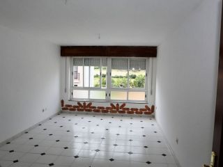 Vía Sigueiro, Edificio Pascual 38, 3 Vía Sigueiro, Edificio Pascual 38, 3