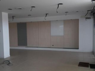 Local comercial en 170600 Local comercial en 170600