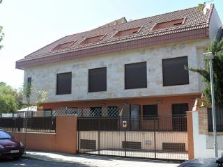 Dúplex en venta en c. alisos esq. ronda del parque Dúplex en venta en c. alisos esq. ronda del parque