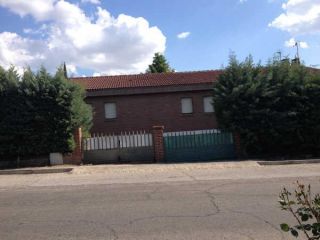Casa en venta en avda. los sauces - urb. caraquiz Casa en venta en avda. los sauces - urb. caraquiz