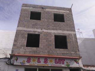 Vivienda en Castell (Es) Vivienda en Castell (Es)