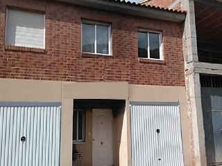 Casa en venta en <span class="calle-name">c. arrabal Casa en venta en <span class="calle-name">c. arrabal