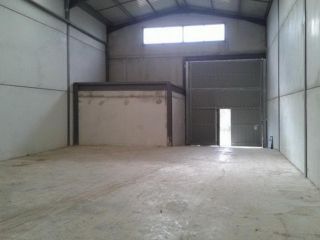 Nave en 78000 Nave en 78000