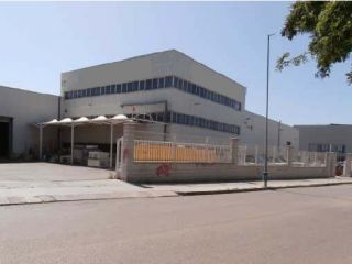 Nave en venta en <span class="calle-name">c. masia torrents Nave en venta en <span class="calle-name">c. masia torrents