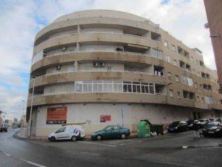 Piso en venta en <span class="calle-name">c. hermanos bazan Piso en venta en <span class="calle-name">c. hermanos bazan