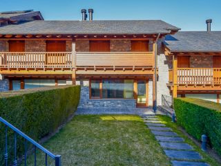 Casa en venta en <span class="calle-name">c. del pedró Casa en venta en <span class="calle-name">c. del pedró
