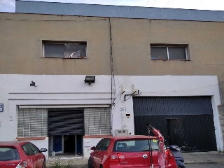 Nave industrial en C/ Pintor Vila-cinca, Polinyà (Barcelona)