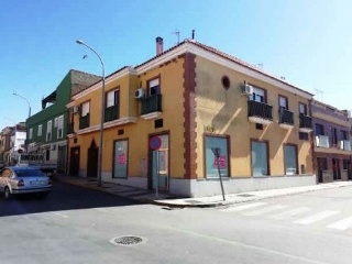 Local en C/ El Tilo, Badajoz