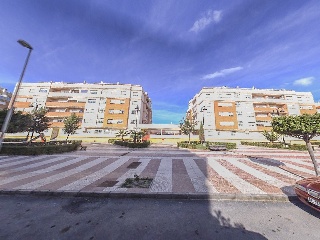 Vivienda y plaza de garaje en Roquetas de Mar (Almería)