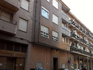 Vivienda y Plaza de Garaje en Albelda de Iregua, La Rioja