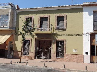 Casa adosada en CL García Araus