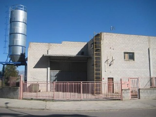 Nave industrial en Castellví de Rosanes - Barcelona -