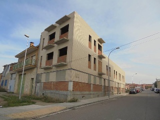 Obra parada de viviendas en Cervera, Lérida