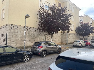 Edificio de viviendas, locales y plazas de garaje en La Algaba , Sevilla