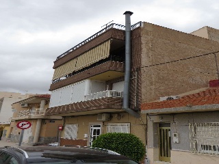 Piso en calle Almendros, Murcia