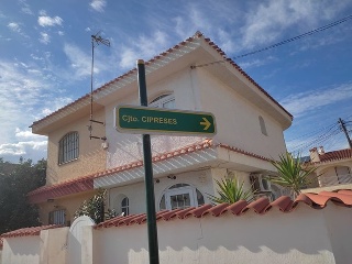 Chalet adosado situado en Cartagena