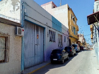 Nave industrial en Redován, Alicante. 