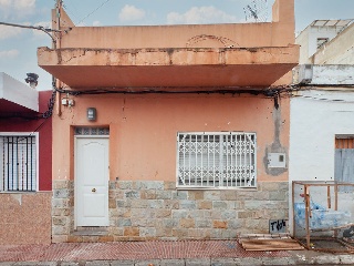 Casa en C/ Ruben Darío, Alginet (Valencia)