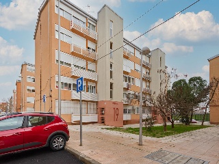 Piso en C/ Paterna - Madrid -