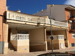 Casa adosada en Av Maestro Rodrigo - Ceutí - Murcia