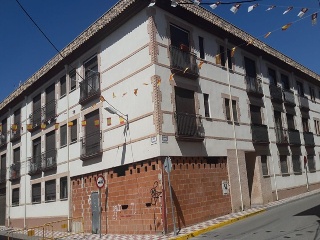 Vivienda y garajes en C/ Casarrubios - Cedillo del Condado - Toledo