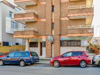 Local en C/ Pablo Iglesias, Gijón