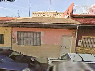 Casa adosada en calle Catarroja, Castellón de la Plana