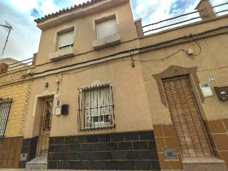 Casa adosada en C/ Quito nº 24