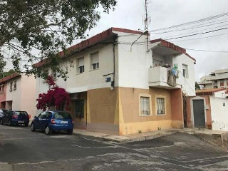 Piso en calle Albaida, Cartagena