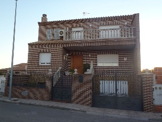 Chalet en Alameda de la Sagra (Toledo)