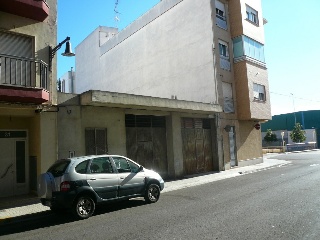 Edificio de viviendas en construcción en C/ Camí Vell d´Alzira