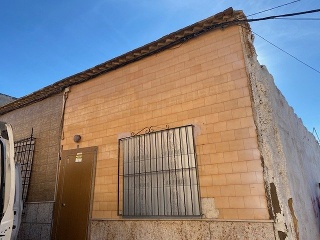 Casa Adosada en C/ San Luis