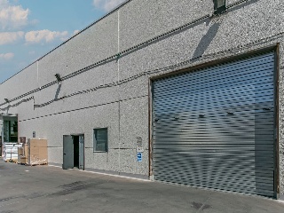 Nave industrial en C/ Saturn - Terrassa -