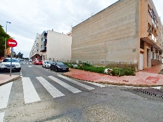 Solar edificable en Rojales