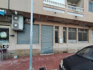 Local comercial en C/ Bigastro - Torrevieja -  Alicante 