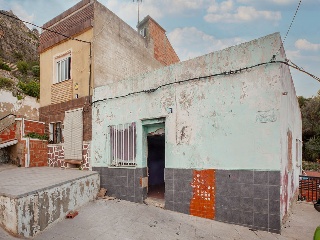 Casa adosada en C/ Santa Rita - Cullera -