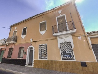 Vivienda en C/ Santa María de Bonaire Nº 6, Alzira (Valencia)