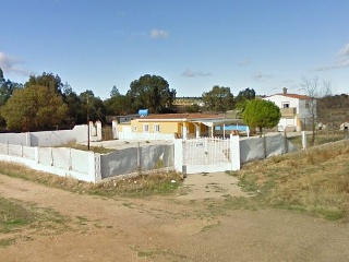 Chalet independiente en Ctra Badajoz-Valencia de Alcántara