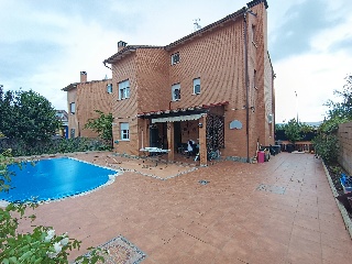 Chalet independiente en Alovera