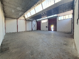 Nave industrial en C/ Fuenteguinaldo - Salamanca -