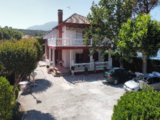 Chalet en Puente de la Sierra